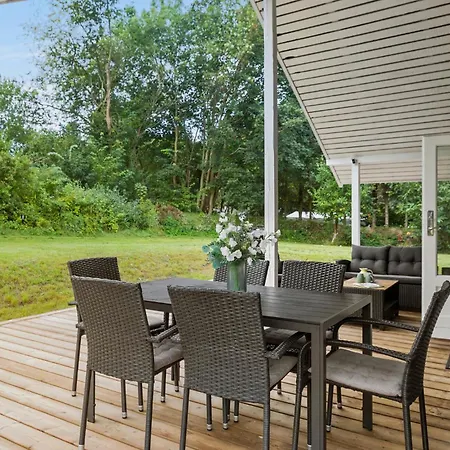 3 Bedroom In בית נופש Melby