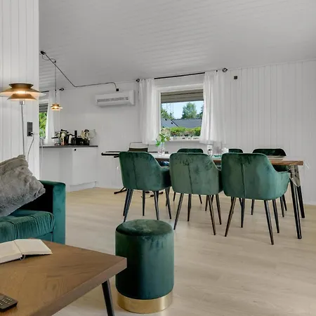 3 Bedroom In *