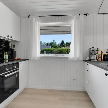 3 Bedroom In *
